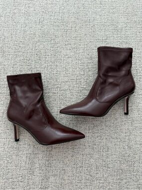 Jessica Simpson Donatela Bootie Bordeaux Wine